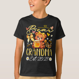 T-shirt Mémé Est 2027 Nœud Papillon Floral Fête Des Mères