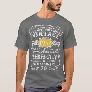 T-shirt Mens 70 Year Old Gifts Vintage 1952 Man Myth Legen