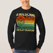 T-shirt Mens Awesome Dads Explorer Dungeons Dm Rpg Dice Dr (Devant)