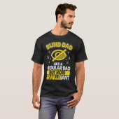 T-shirt Mens Blind Dad Like Regular Dad But Brailleiant Bl (Devant entier)
