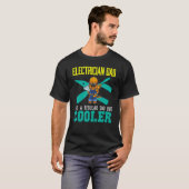 T-shirt Mens Electrician Dad Like A Regular Dad But Cooler (Devant entier)