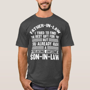 T-shirt Mens Fatherinlaw a jugé le droit de la famille