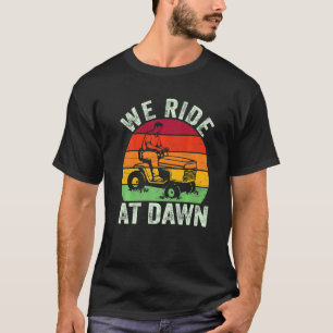 T-shirt Mens Nous Marchons À Dawn Pelouse Mower Fermier Pa