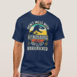 T-shirt Mens Vintage Dinosaures Father Rex Saurus Family<br><div class="desc">Mens Vintage Dinosaure Father Rex Saurus Family Matching Men Venin. Parfait pour papa,  maman,  papa,  men,  women,  friend et family members on Thanksgiving Day,  Christmas Day,  Mothers Day,  Fathers Day,  4th of July,  1776 Independent Day,  Vétérans Day,  Halloween Day,  Patrick's Day</div>