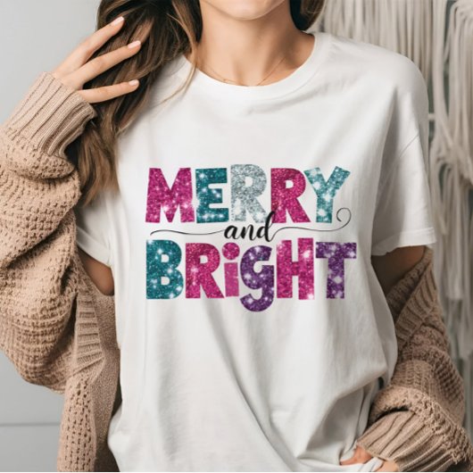 T-shirt Merry and Bright Glitte-like Christmas Vibes pink