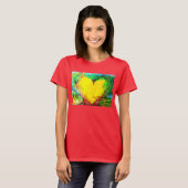T-shirt met geel hart (Voorkant volledig)
