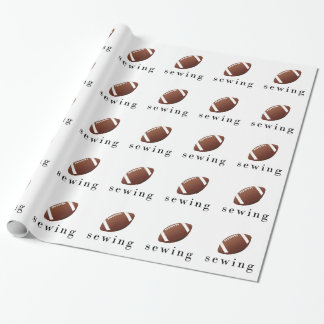 T-Shirt met grappige naaiende voetbal Cadeaupapier