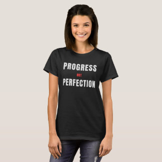 T-shirt met tekst 'Progress Not Perfection' – Mini