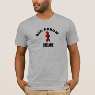 T-shirt Militaires rouges de brigade de flèche