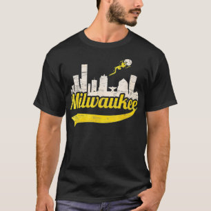 T-shirt Milwaukee Baseball Home Run City Skyline