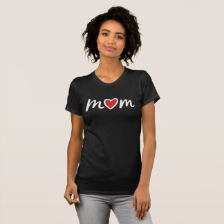T-shirt Minimal Mom Heart Love Design