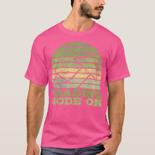 T-shirt Mode Négociation Sur Le Marché Stock Jour D'Inve