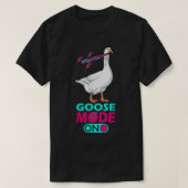 T-shirt Mode Oie Sur Canard Poulets Retro Oie  (Design devant)