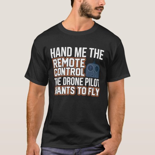 T-shirt Modèle pilote de drone quadrocopter volée (Devant)