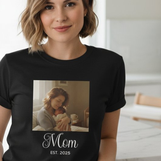 T-shirt Mom Established Script Photo