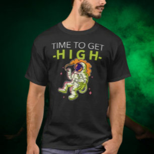 T-shirt Moment de planer : un astronaute dans l'espace