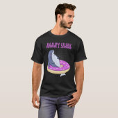 T-shirt Mommy Swimming Shark Donut mignonne Merch (Devant entier)