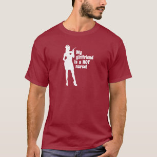 T-shirt Mon amie est une infirmière chaude