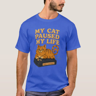 T-shirt Mon chat a mis ma vie en pause ambiance rétro 80s