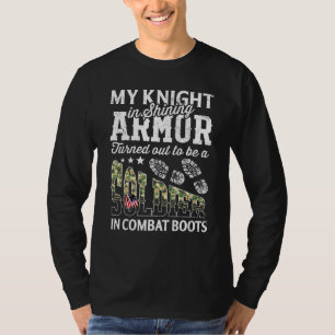 T-shirt Mon chevalier en armure étincelante s'est avéré êt