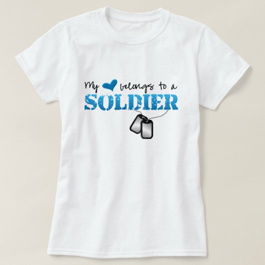 T-shirt Mon Coeur Appartient À Un Soldat (Design devant)