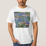 T-shirt Monet Water Lilies 1916<br><div class="desc">T-shirt Monet Water Lilies 1916. Peinture à l'huile sur toile de 1916. L'impressionniste Claude Monet demeure réputé et apprécié pour les peintures de nénuphars qu'il a réalisées dans son étang de jardin de Giverny. Cette peinture spécifique de nénuphars, datant de 1916, révèle l’évolution de Monet vers une abstraction croissante et...</div>
