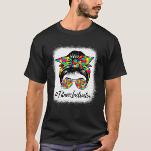 T-shirt Moniteur de fitness chignon désordonné femmes pris