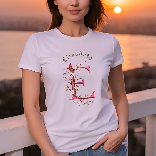 T-shirt Monogramme "E" en fleur de cerisier Delicable