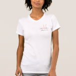 T-shirt Monogramme Mariage Faire-part rose et blanc<br><div class="desc">Monogramme Mariage Faire-part élégant T-shirt. Petit mais élégant moyen de documenter votre mariage avec votre initiale,  les noms et la date dans le coin supérieur gauche de la chemise. Vous pouvez choisir les couleurs et bien sûr customiser avec vos informations personnelles.</div>
