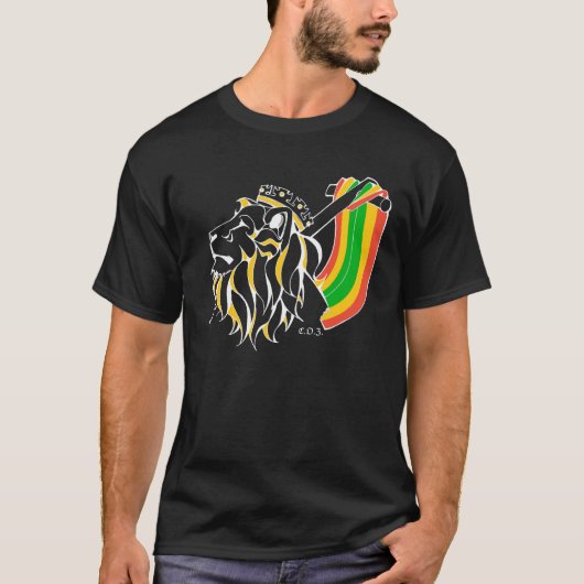 T-shirt Monter de lion de reggae de Rasta (Devant)