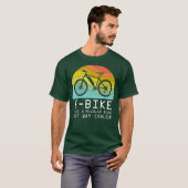 T-shirt Moteur de la batterie de vélo électrique Cool de v (Devant entier)