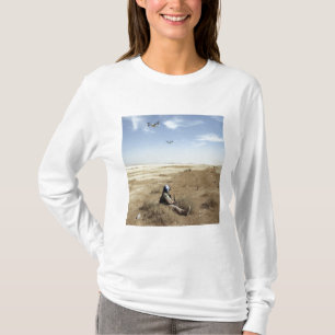 T-shirt Mouche d'Ospreys de MV-22B au-dessus d'hôpital