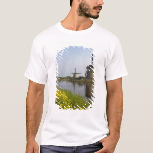 T-shirt Moulins à vent le long du canal à Kinderdijk,