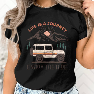 T-shirt Mountain Sunset- Cadeau Voyageur- La Vie Est Un Vo