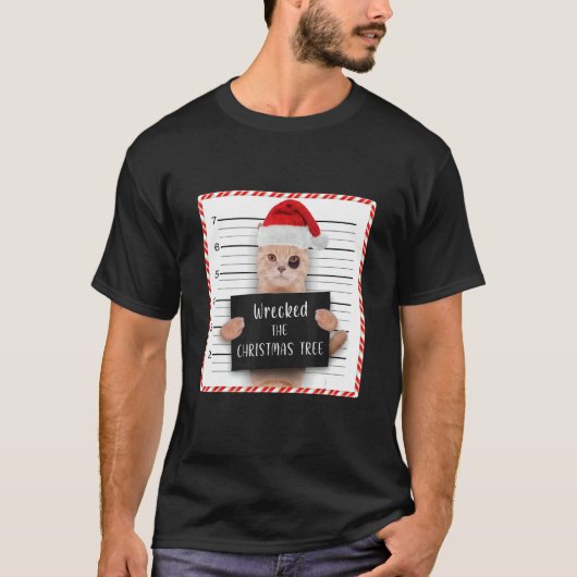 T-shirt Mugshot de chat de Noël détruit l'arbre de Noël (Devant)