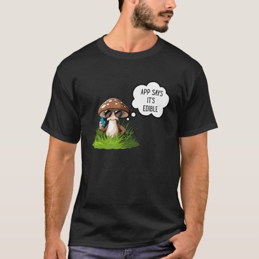 T-shirt Mushroom Picker or Mushroom Hunter picking mushroo (Devant)