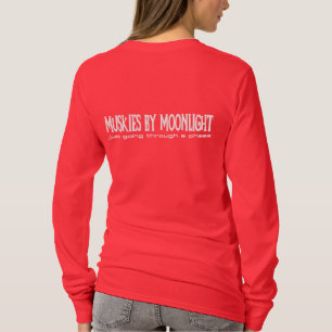 T-shirt Muskies par clair de lune : Passer par une pièce