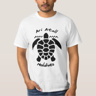 T-shirt Nager avec des tortues aux Maldives sur l'atoll d'