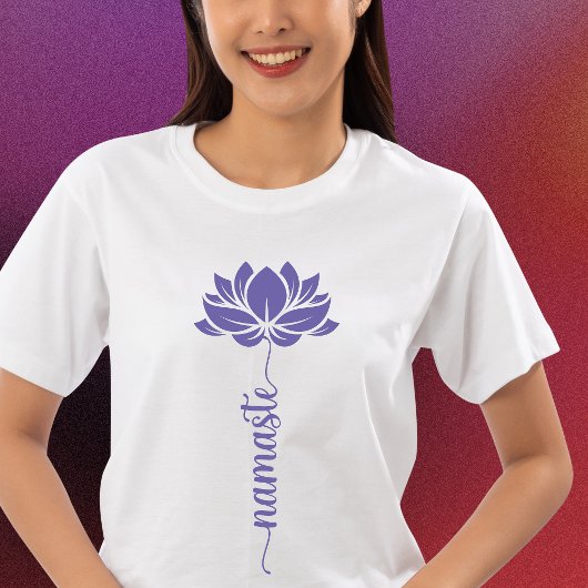 T-shirt Namaste Black Lotus Flower Script moderne