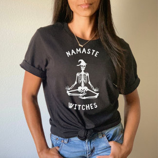 T-shirt Namaste Witches Funny Halloween Design