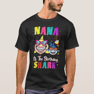 T-shirt Nana De La Famille D'Anniversaire Du Requin Qui Co