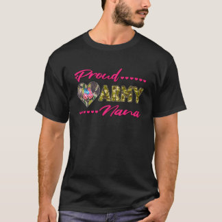 T-shirt Nana de l'armée fière Camo Drapeau américain Médai
