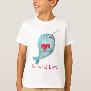 T-shirt Narwhal mignon avec le coeur