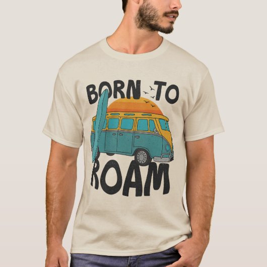 T-shirt Né à Roam Retro Van & Surfboard Sunset Design (Devant)