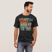 T-shirt Ne jamais oublier Pluton Retro Astronomie Space Sc (Devant entier)