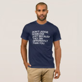 T-SHIRT NE JUGEZ PAS QUELQU'UN PARCE QU'ILS SIN (Devant entier)