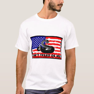 T-shirt Ne marchez pas sur moi avec le drapeau