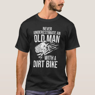 T-shirt Ne sous-estimez jamais un vieil homme à vélo droit