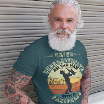 Ne sous-estimez jamais un vieil homme - saxophone