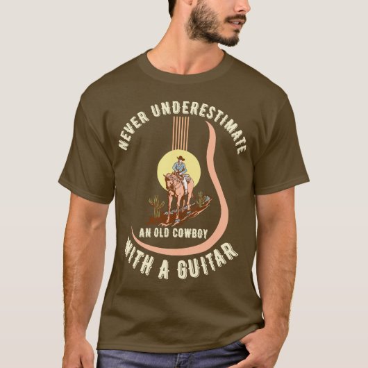 T-shirt Ne sous-estimez jamais un Vieux Cowboy avec une gu (Devant)
